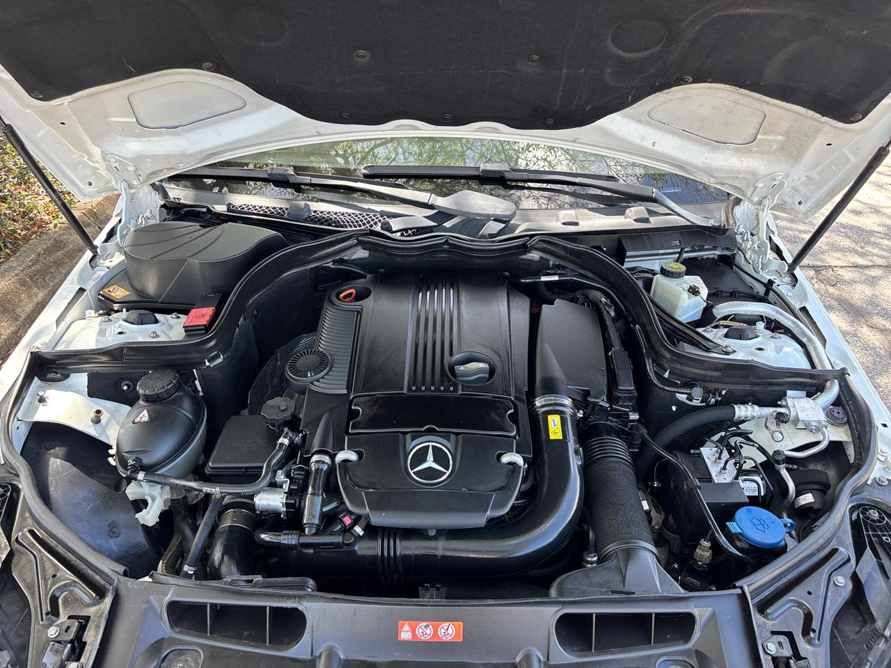 Used 2014 Mercedes-Benz C 250 Sedan image 28
