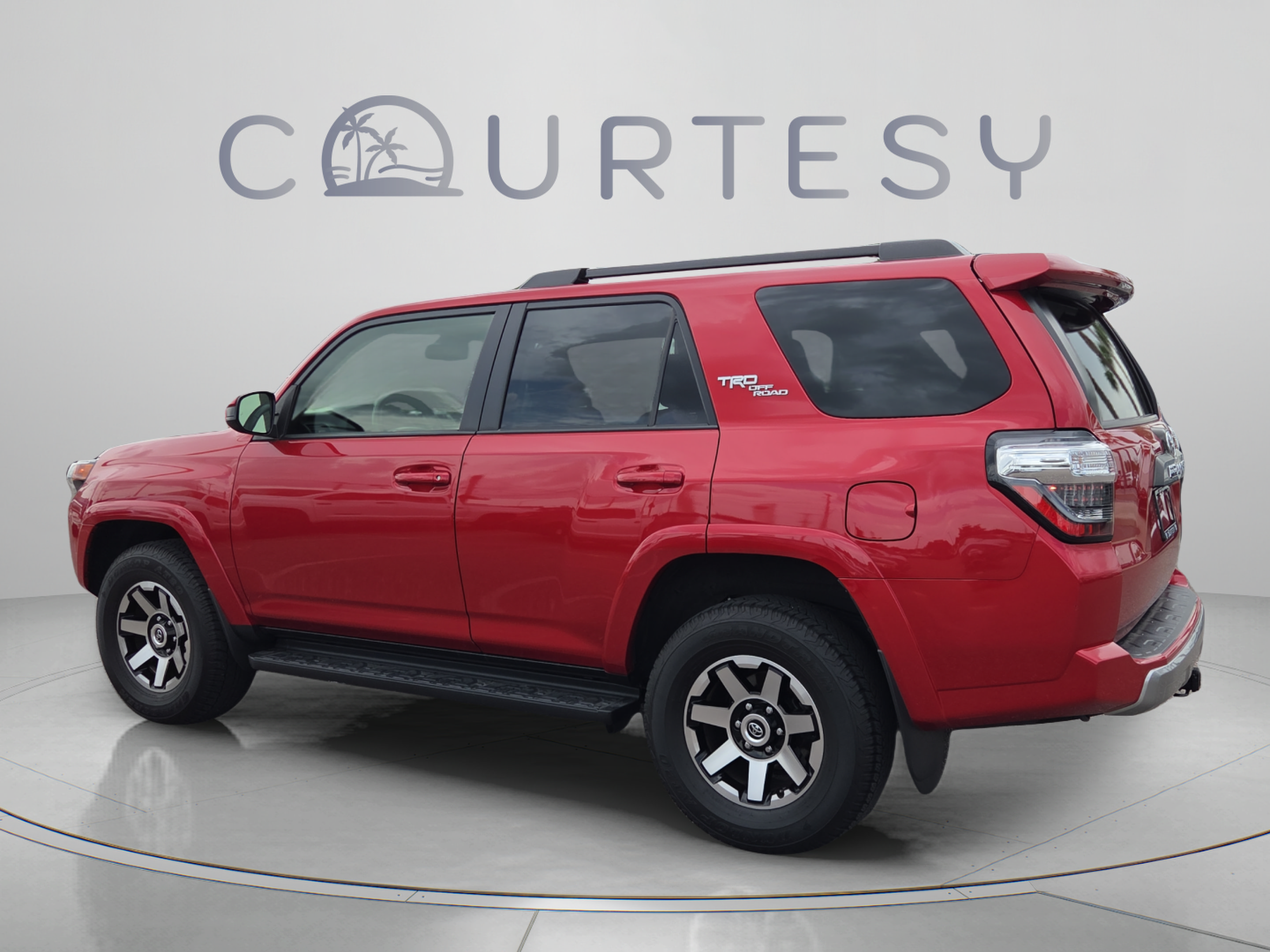 Certified 2024 Toyota 4Runner TRD Off-Road AWD/4WD image 3