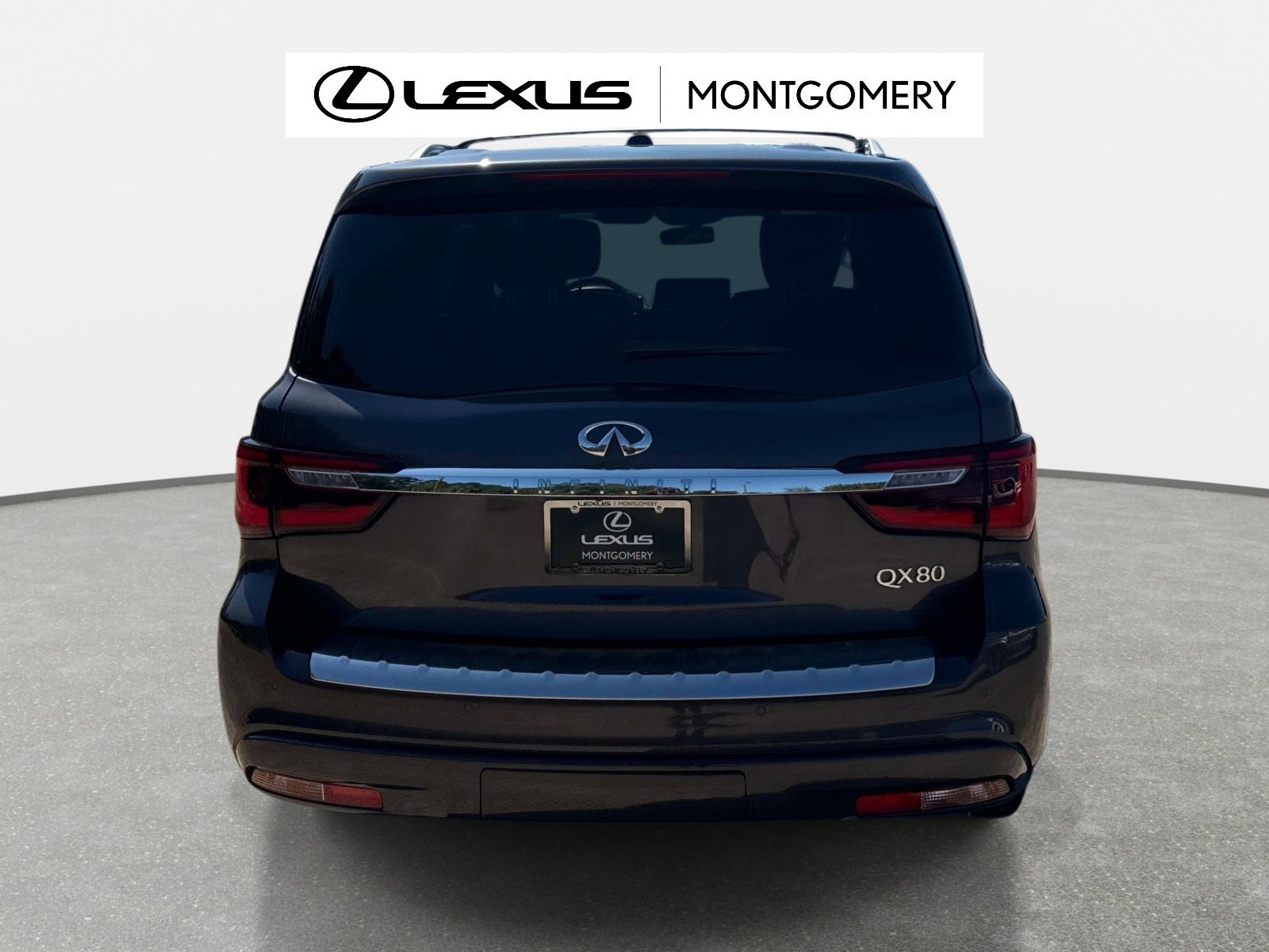 Used 2023 INFINITI QX80 Sensory w/ Cargo Package RWD image 4
