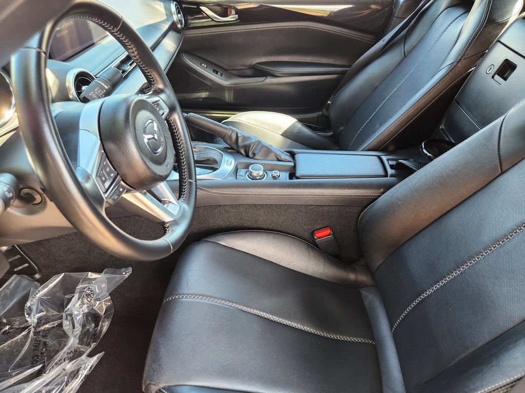 Used 2025 MAZDA MX-5 Miata RF Grand Touring RWD image 4