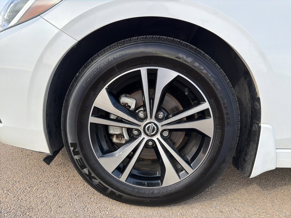 Used 2023 Nissan Sentra SV w/ All-Weather Package image 9