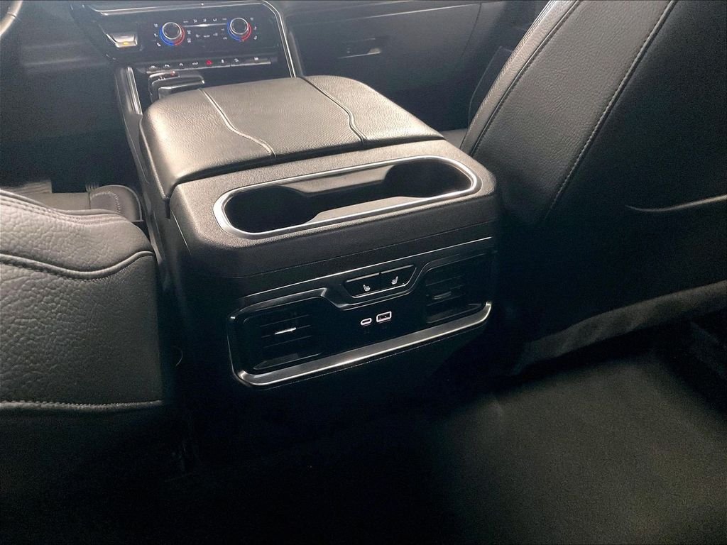 Used 2024 GMC Sierra 1500 Denali AWD/4WD image 28