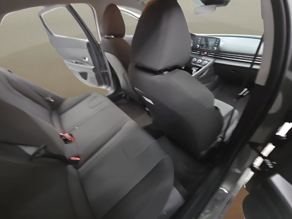New 2026 Hyundai Elantra SE FWD image 22