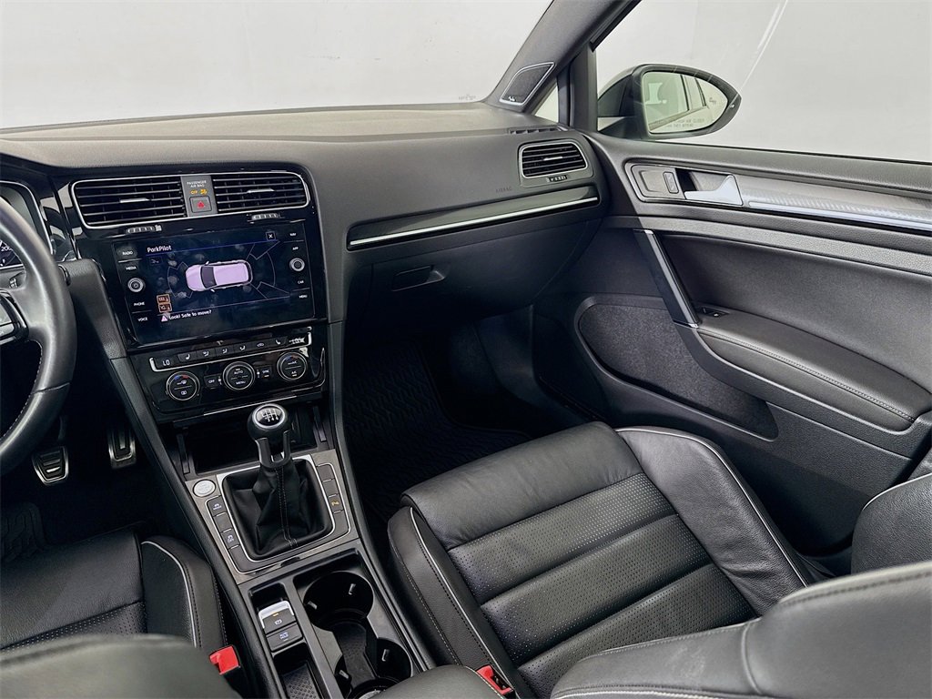 Used 2019 Volkswagen Golf R 4-Door image 24