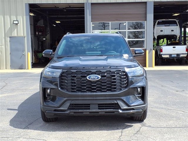 New 2025 Ford Explorer ST-Line w/ Premium Package image 2