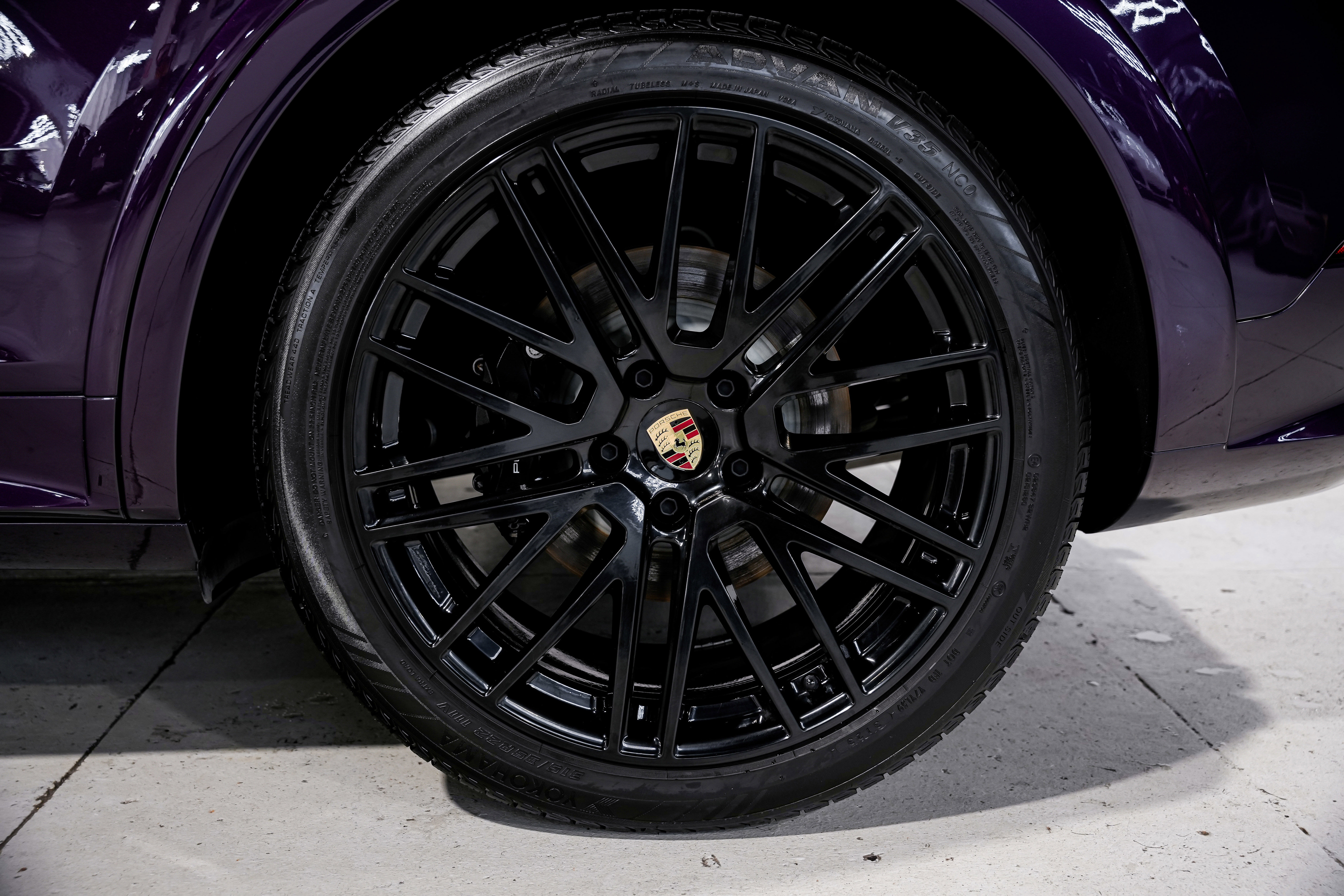 Used 2024 Porsche Cayenne S image 57