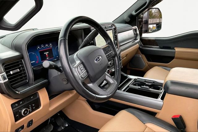 Used 2023 Ford F250 Lariat w/ Tow Technology Package image 12