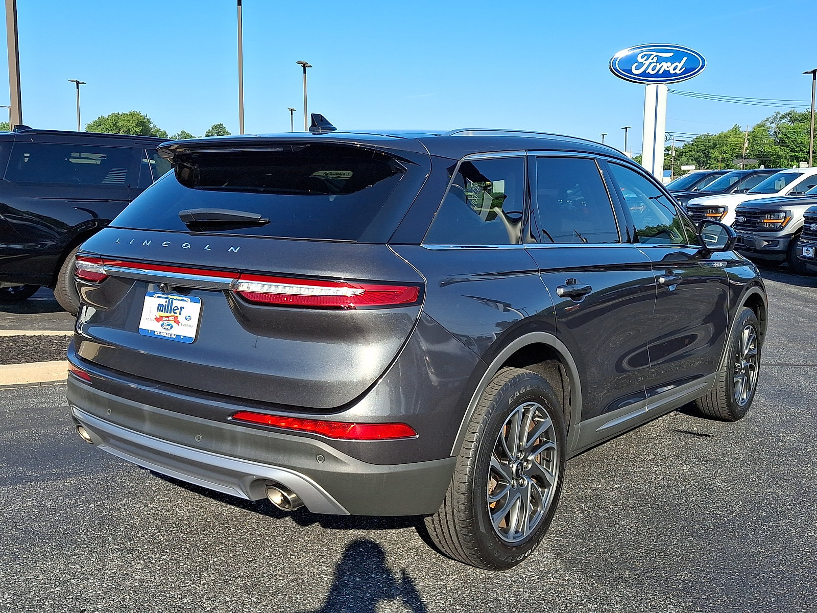 Used 2020 Lincoln Corsair AWD w/ Equipment Group 101A image 6