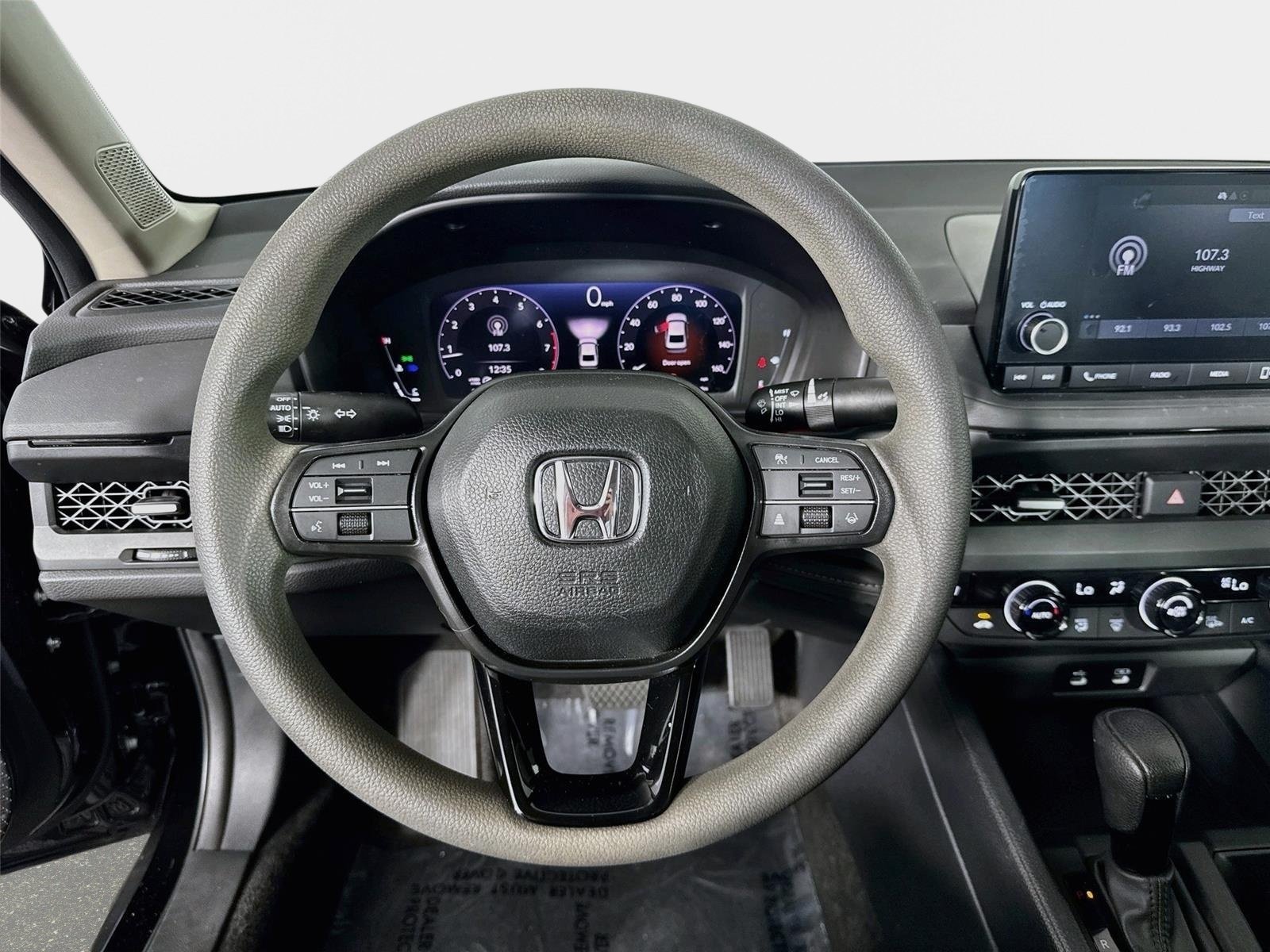 Used 2023 Honda Accord EX image 12