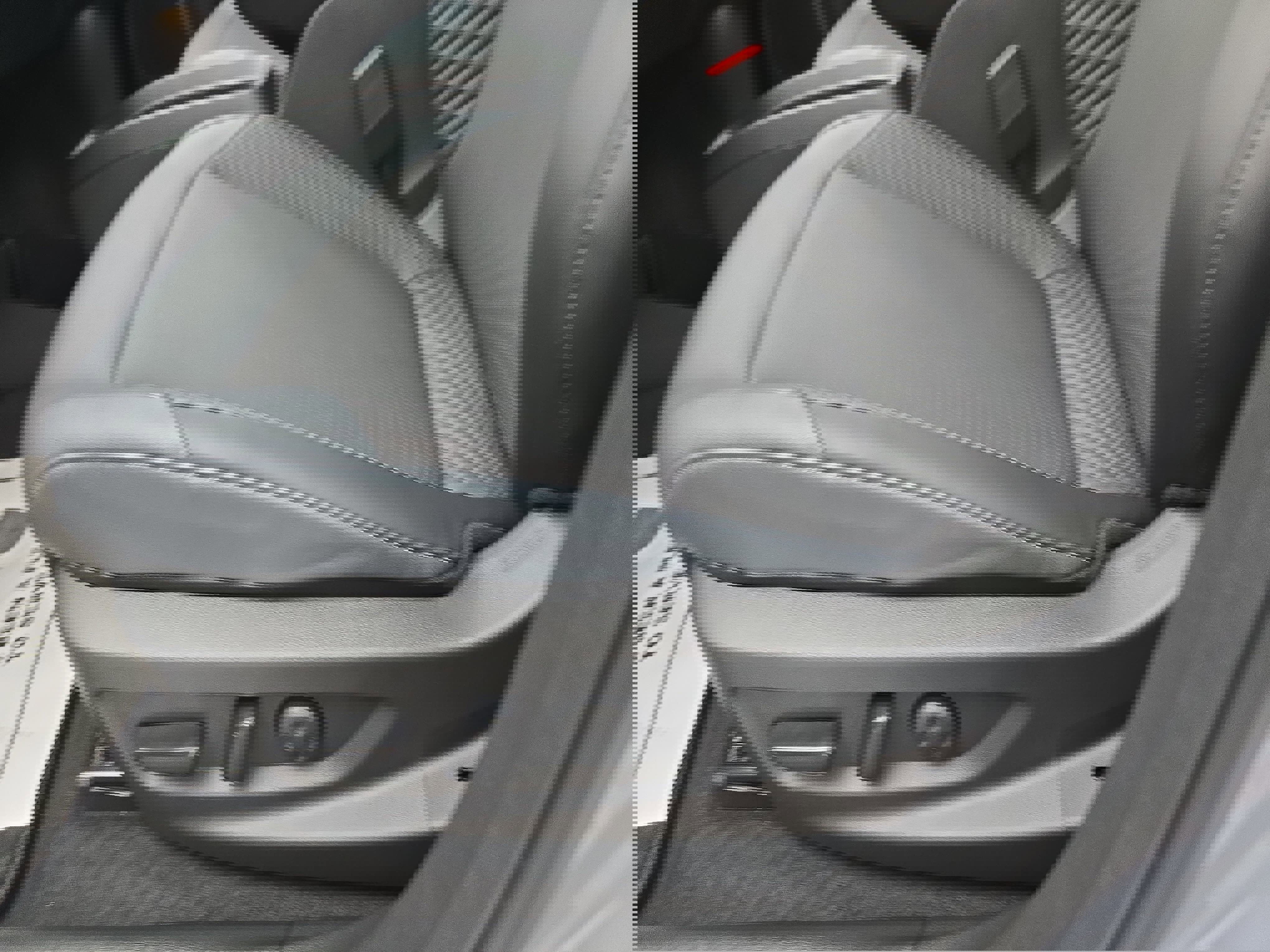 New 2026 Nissan Leaf Platinum+ w/ Cargo Package (Platinum+) image 29