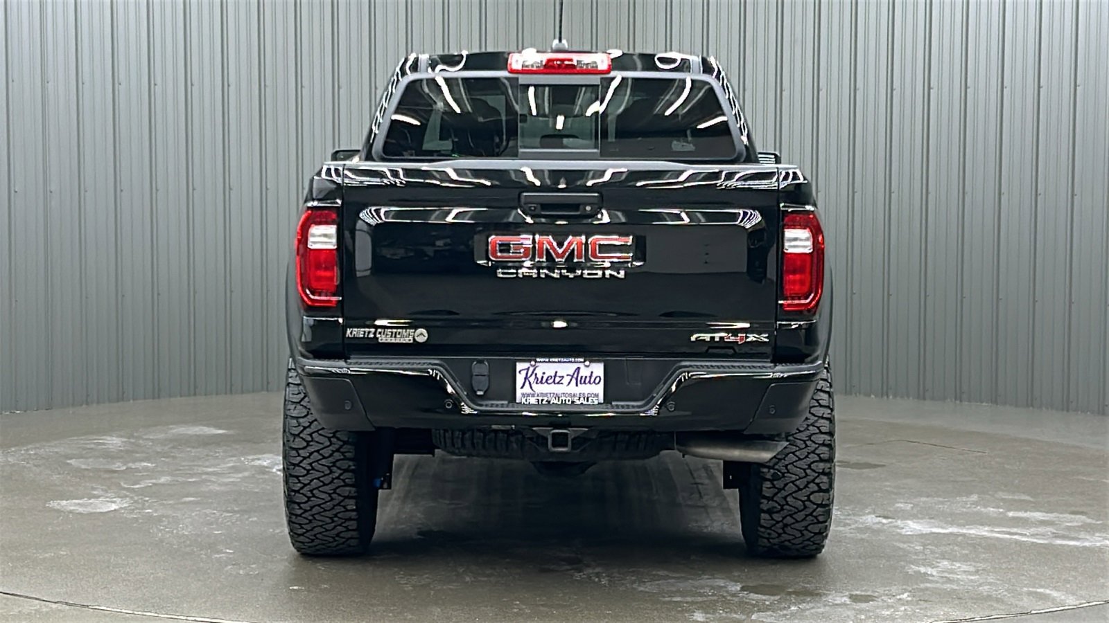 Used 2024 GMC Canyon AT4X image 4