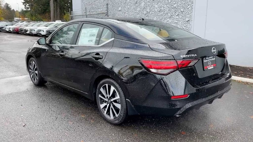 Certified 2025 Nissan Sentra SV FWD image 10