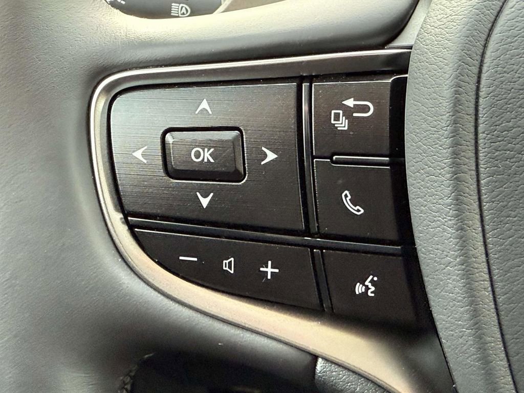 Used 2025 Lexus ES 350 Premium image 26