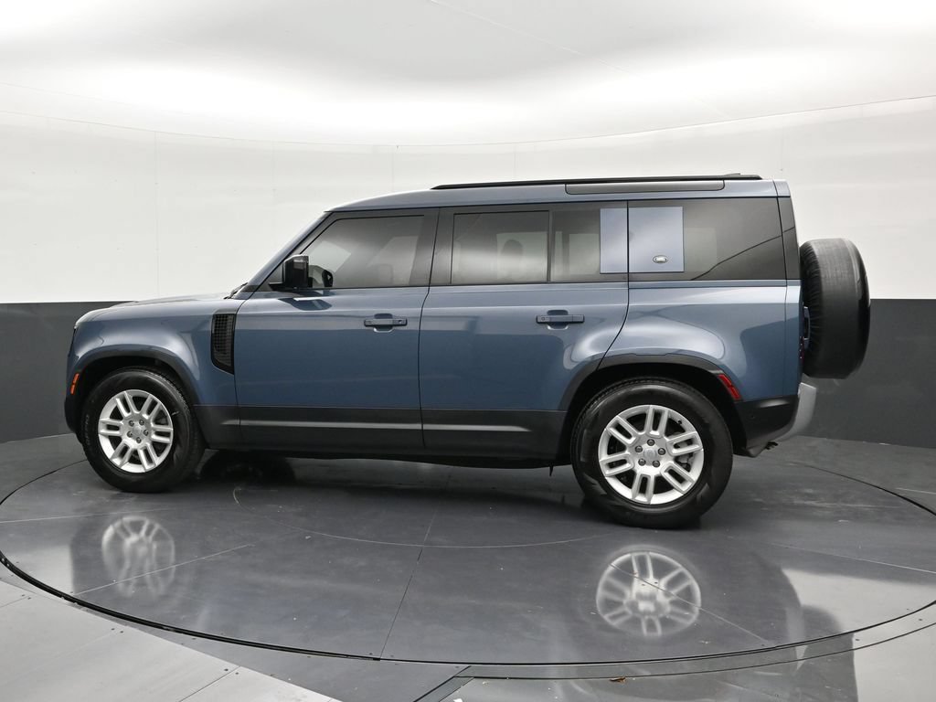 Used 2024 Land Rover Defender 110 S AWD/4WD image 2