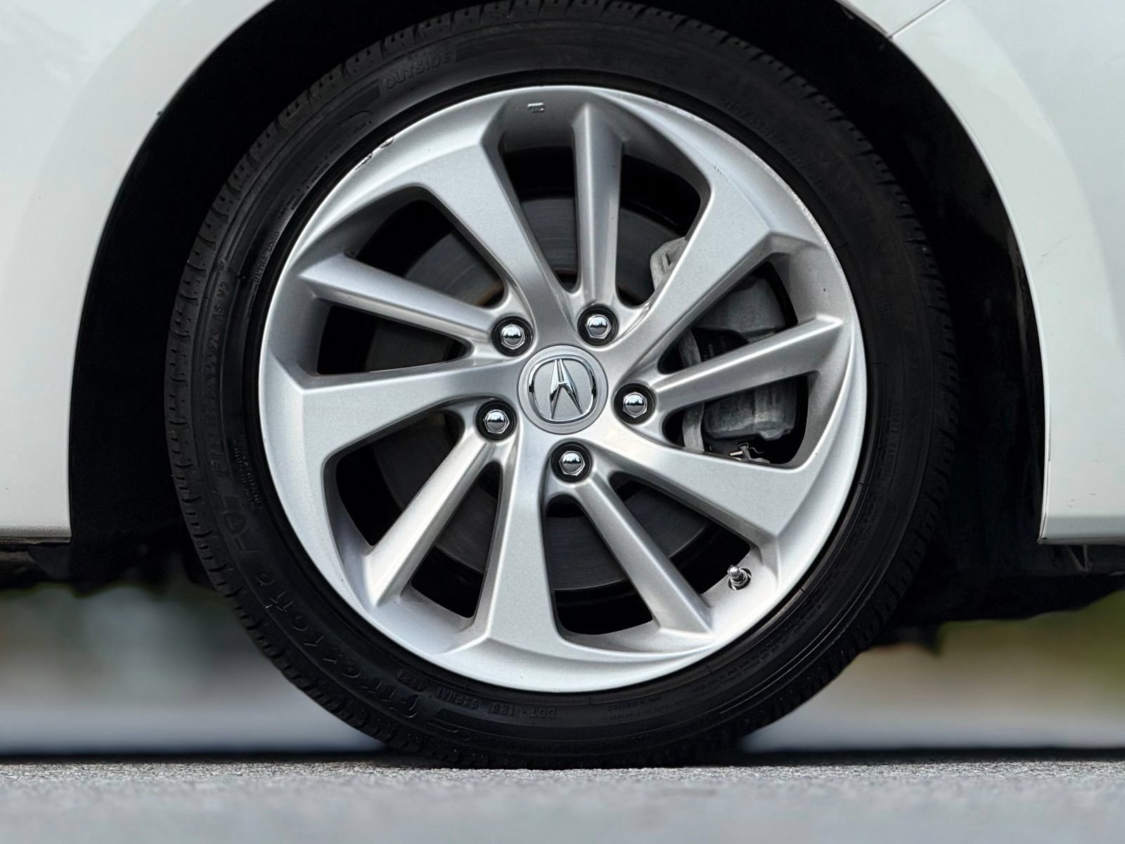 Used 2017 Acura ILX FWD image 21