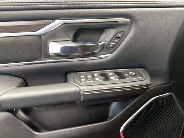 New 2026 RAM 1500 Laramie AWD/4WD image 25