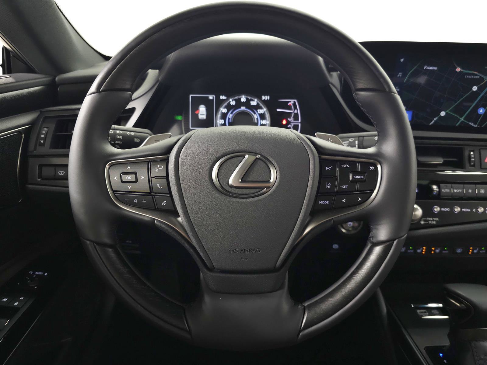 Used 2025 Lexus ES 300h Ultra Luxury image 22