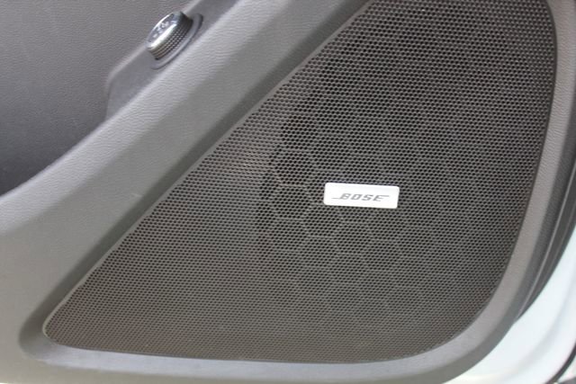 Used 2022 Chevrolet Traverse Premier w/ Redline Edition FWD image 41
