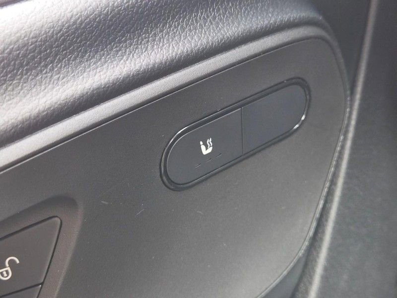 Used 2025 Mercedes-Benz Sprinter 2500 image 15