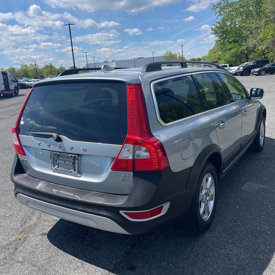 Used 2010 Volvo XC70 3.2 AWD/4WD image 3