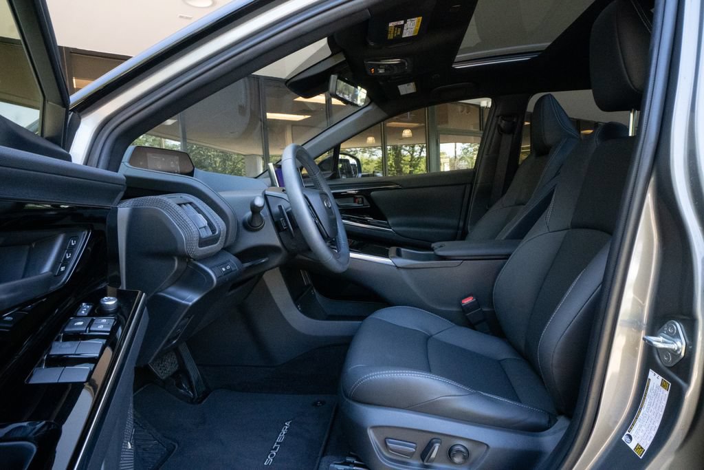 Certified 2023 Subaru Solterra AWD image 8
