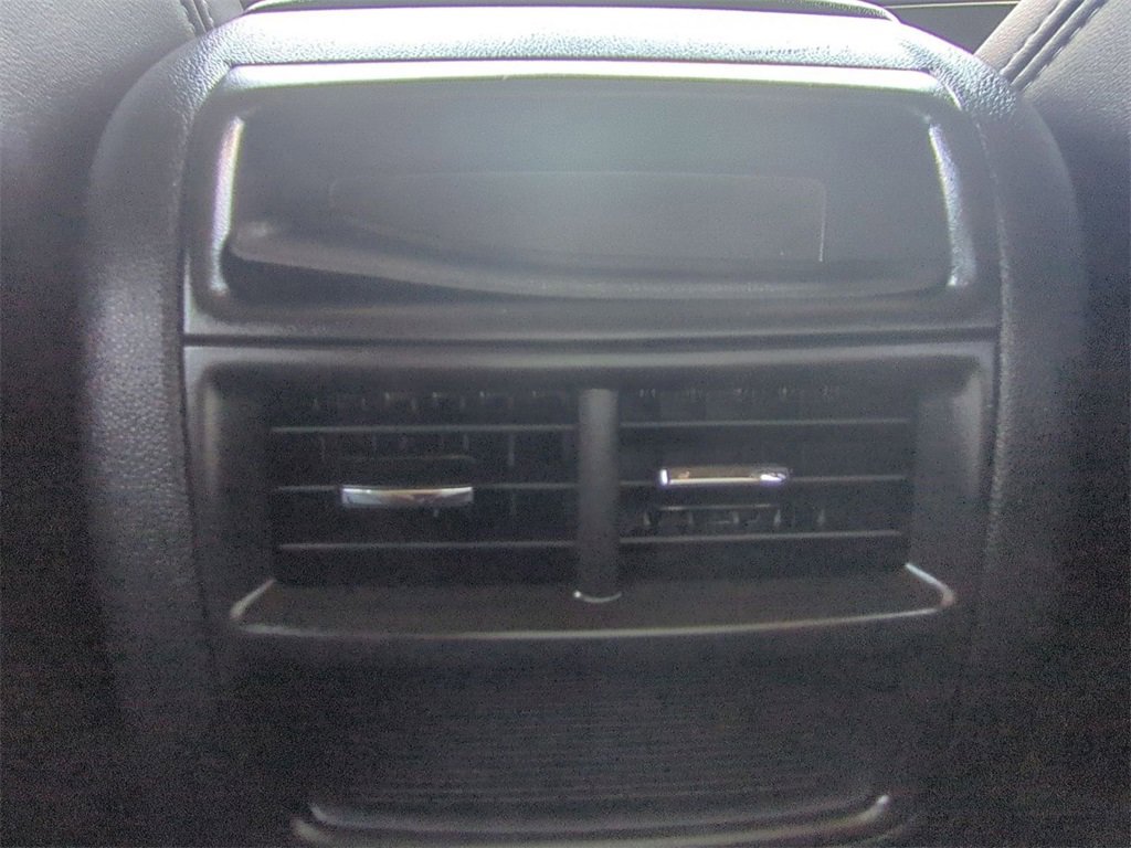 Used 2022 Cadillac XT5 Premium Luxury w/ LPO, ONYX Package image 22