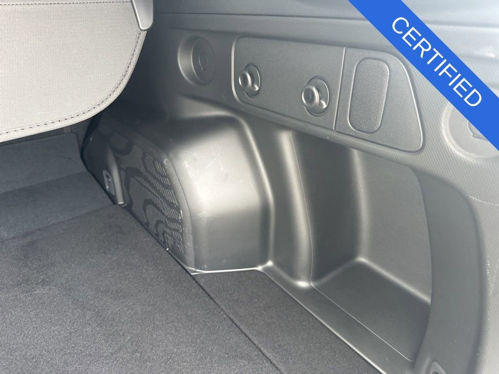 Certified 2025 Subaru Forester Premium image 31