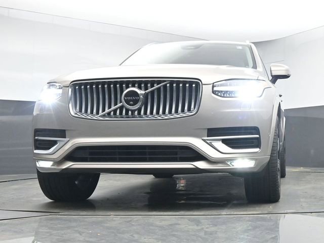 Used 2023 Volvo XC90 B6 Ultimate w/ Protection Package Premier image 15