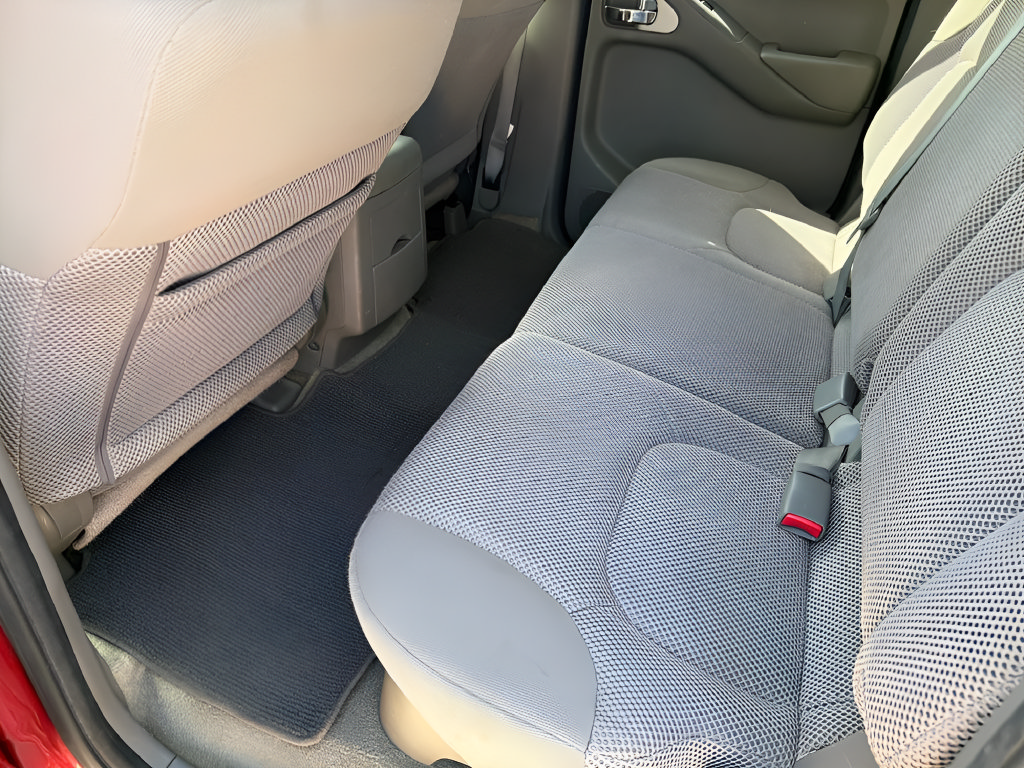 Used 2017 Nissan Frontier SV AWD/4WD image 34