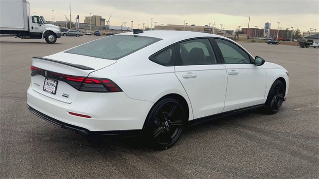 Used 2025 Honda Accord Sport image 8
