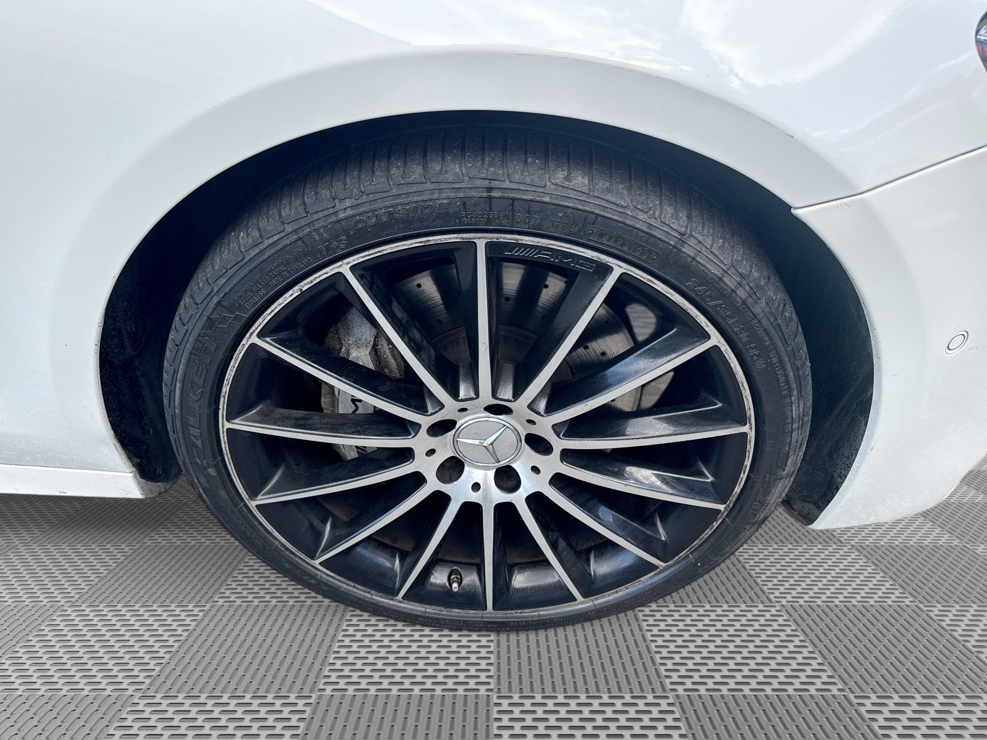 Used 2018 Mercedes-Benz E 43 AMG 4MATIC Sedan image 31