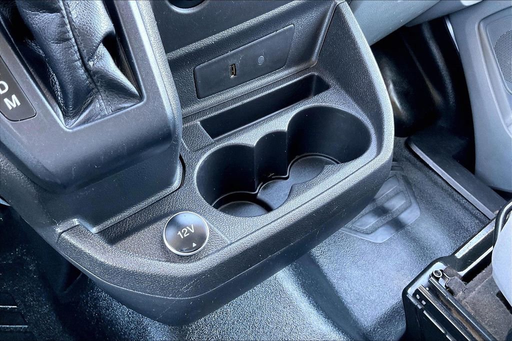 Used 2017 Ford Transit 350 XL image 19