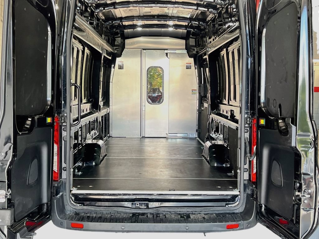 Used 2023 Ford Transit 250 148 High Roof Extended w/ Load Area Protection Package RWD image 22