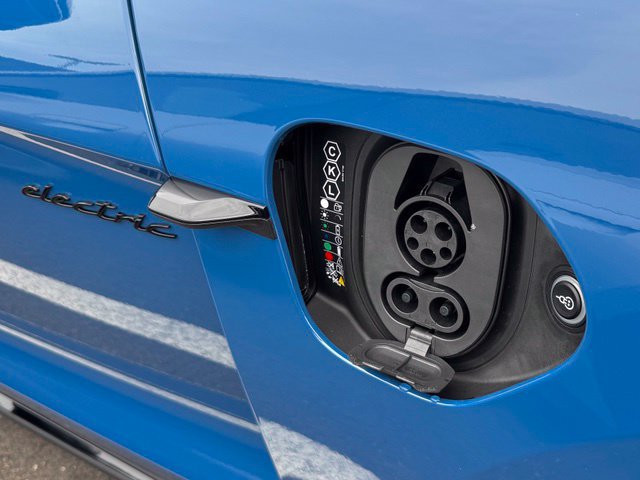 New 2026 Porsche Taycan AWD/4WD image 41