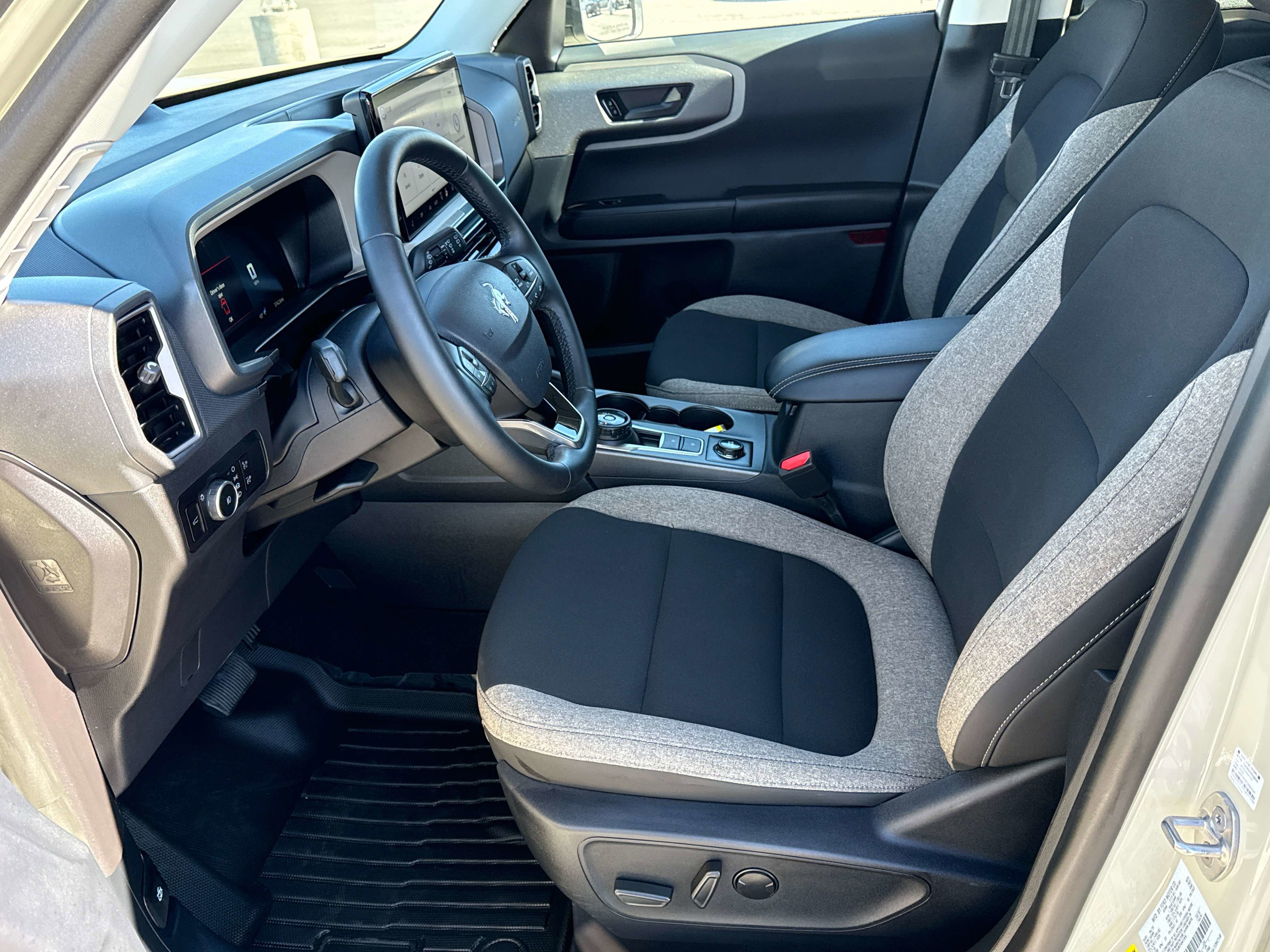 Used 2025 Ford Bronco Sport Big Bend w/ Convenience Package image 11