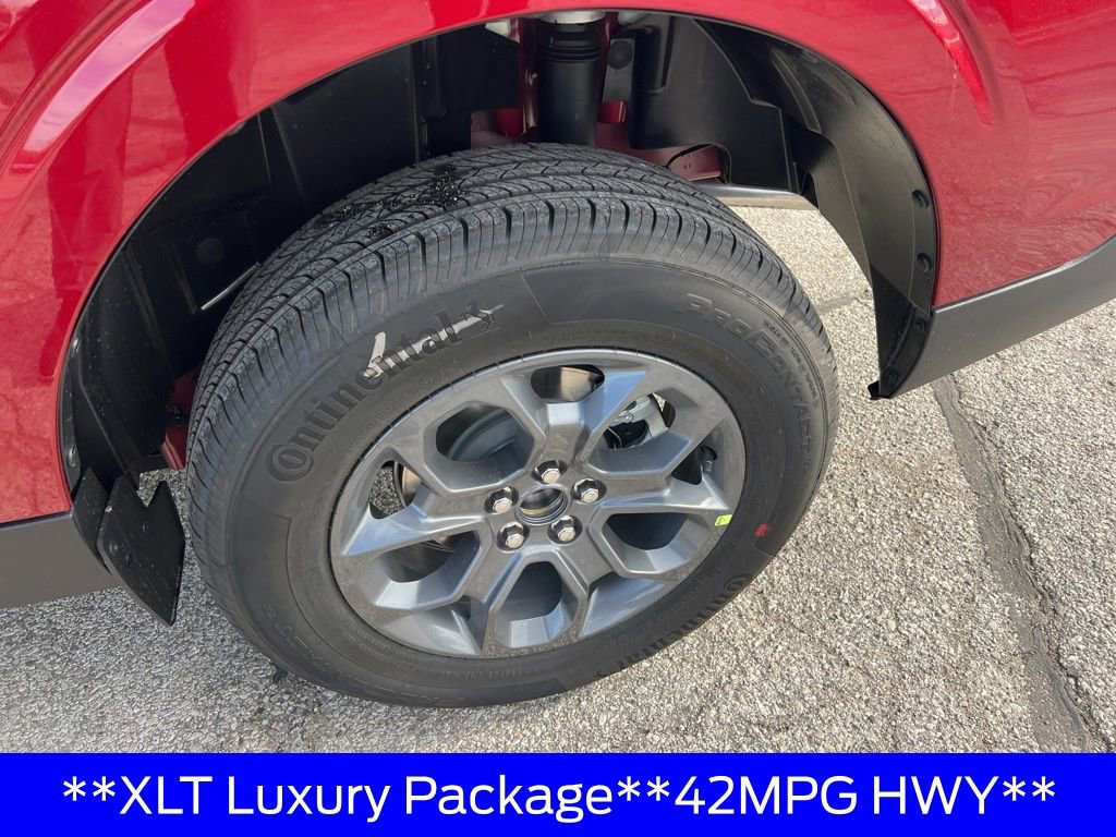 New 2025 Ford Maverick XLT w/ XLT Luxury Package image 24
