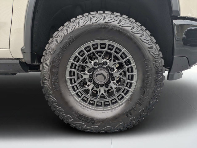Used 2026 Chevrolet Silverado 2500 ZR2 AWD/4WD image 10