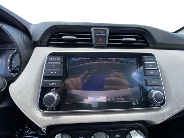 Used 2021 Nissan Versa SV image 25