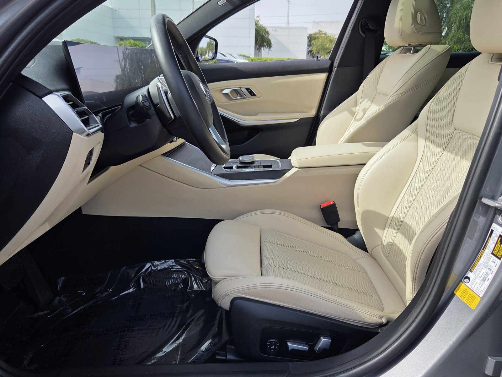 Used 2023 BMW 330i Sedan w/ Driving Assistance Package RWD image 10