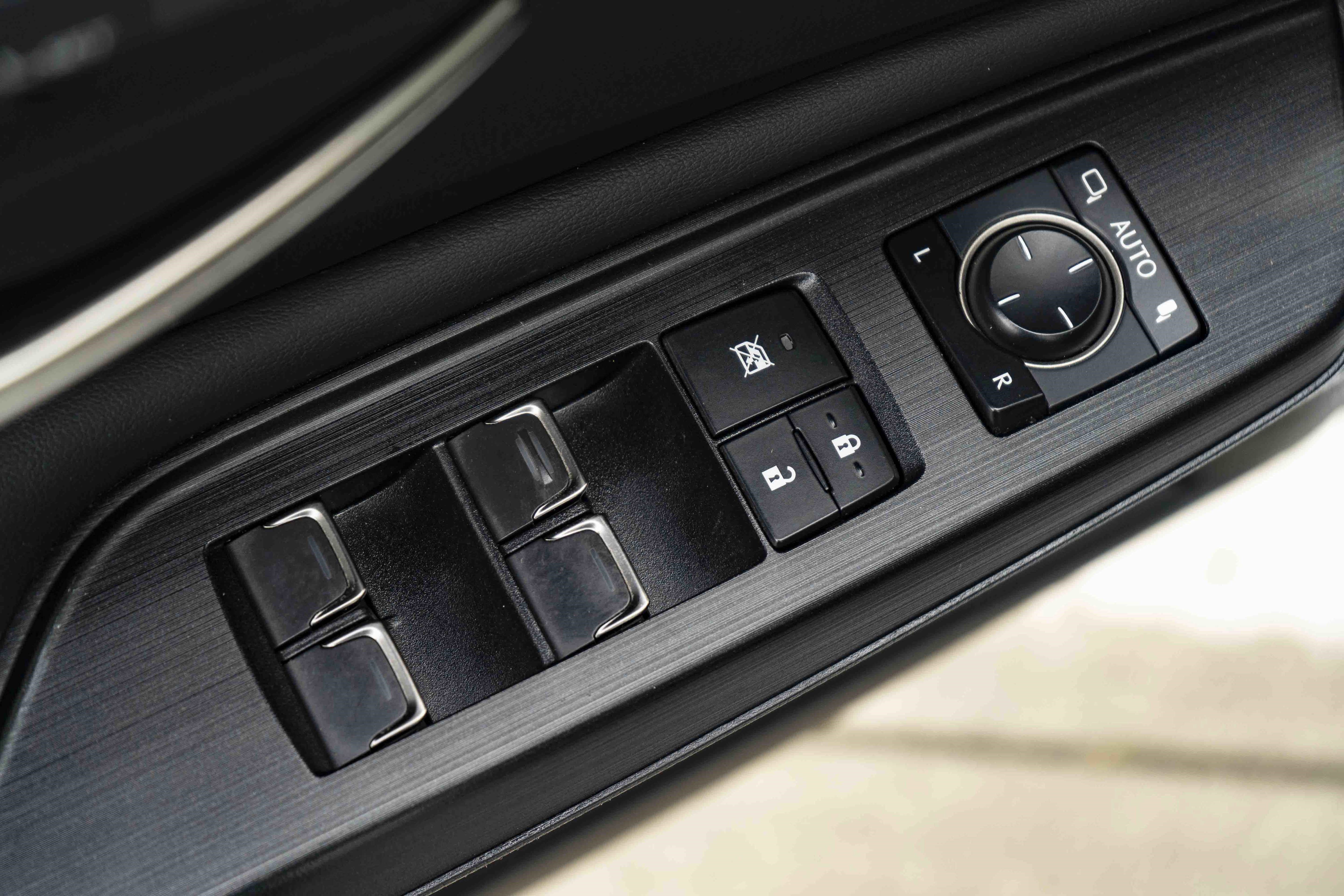 Used 2021 Lexus ES 350 F Sport w/ Accessory Package FWD image 42