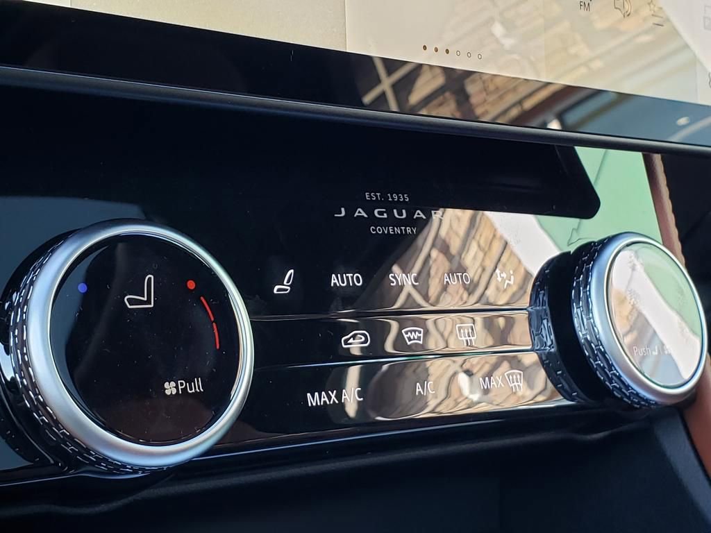 New 2026 Jaguar F-PACE R-Dynamic S image 22