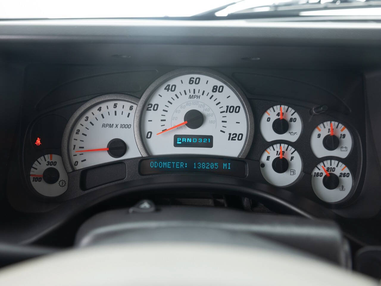 Used 2003 HUMMER H2 w/ Preferred Equipment Group AWD/4WD image 38