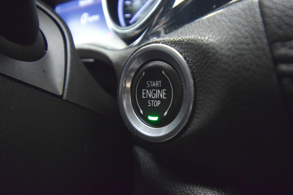 Used 2020 Buick Encore GX Select FWD image 32