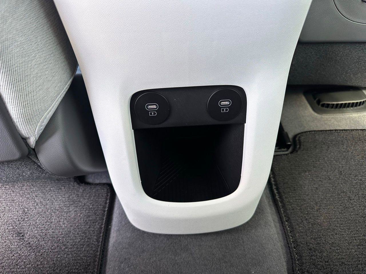New 2026 Hyundai Ioniq 5 Limited image 16