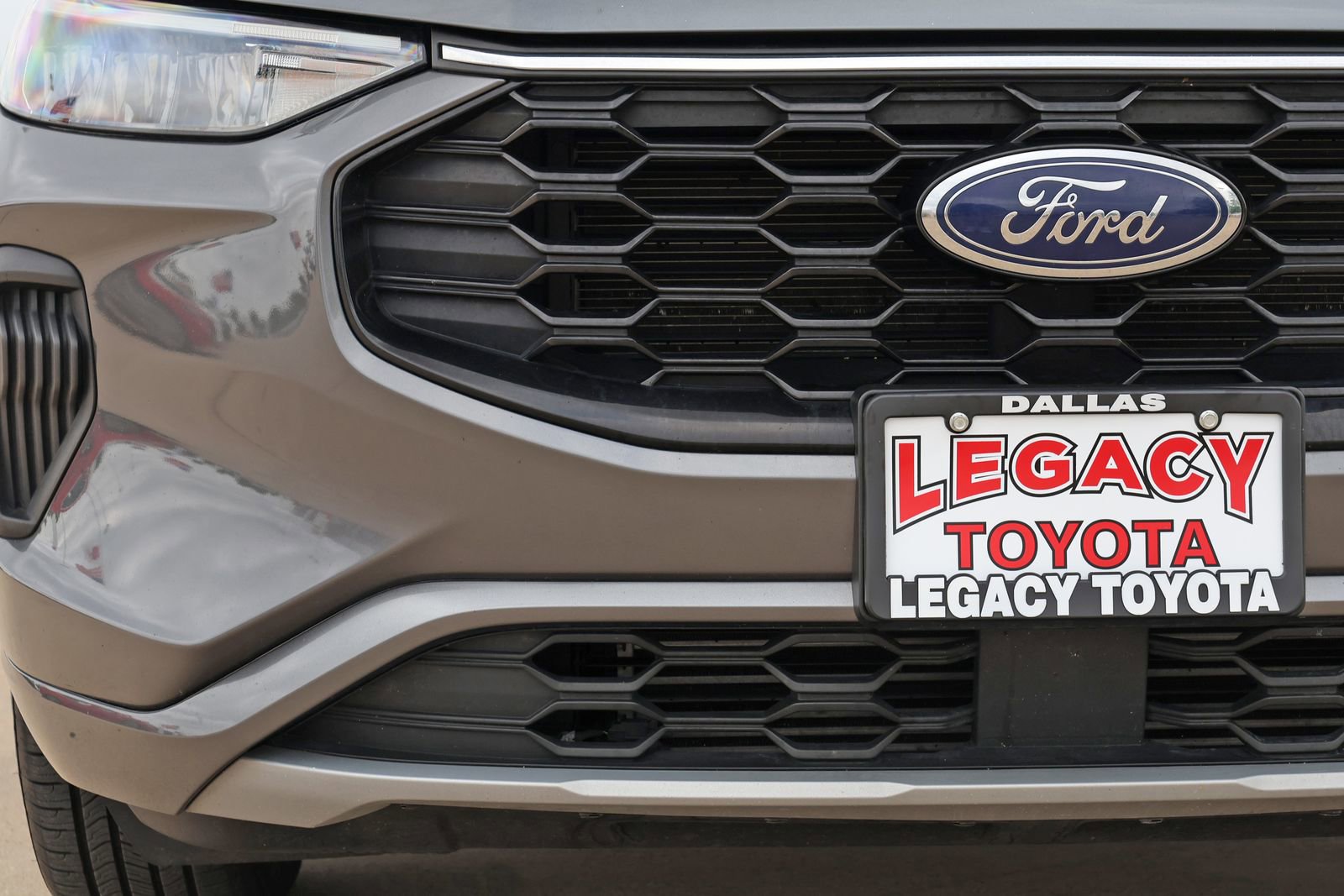 Used 2024 Ford Escape ST-Line AWD/4WD image 12