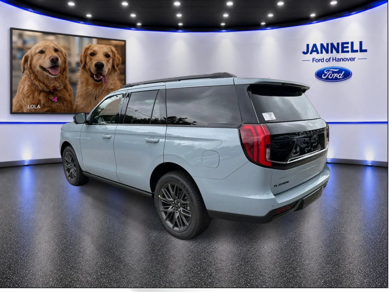 New 2027 Ford Expedition Platinum w/ Stealth Appearance Package AWD/4WD image 8