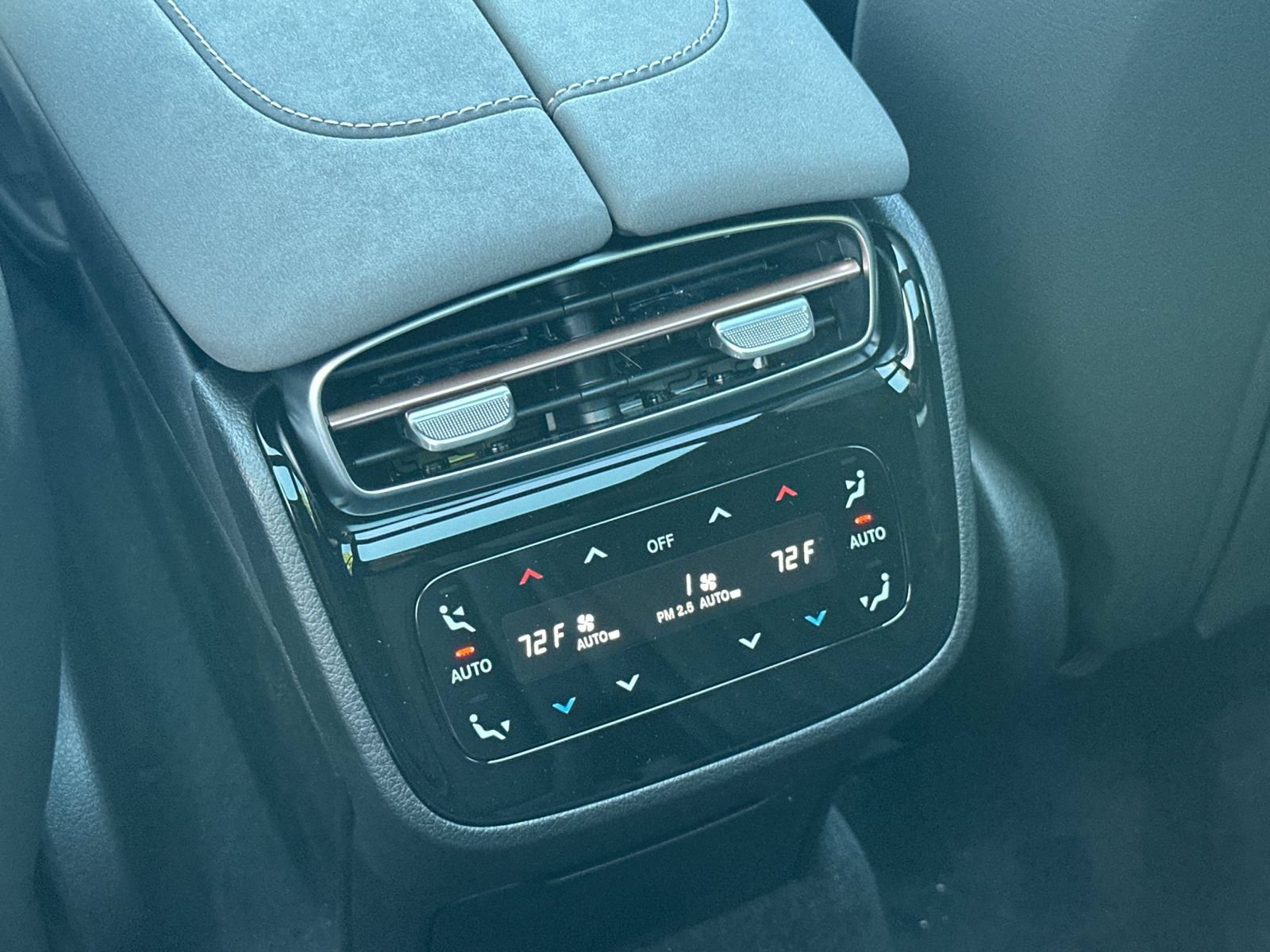 New 2026 Mercedes-Benz EQS 400 4MATIC SUV image 13
