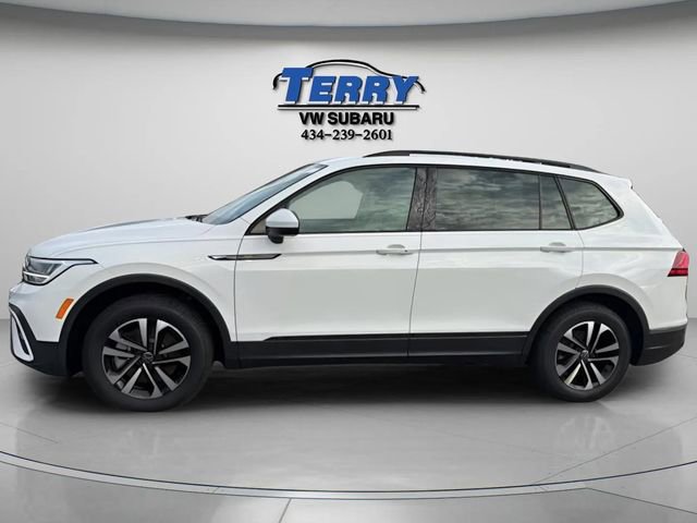 Used 2022 Volkswagen Tiguan S image 3