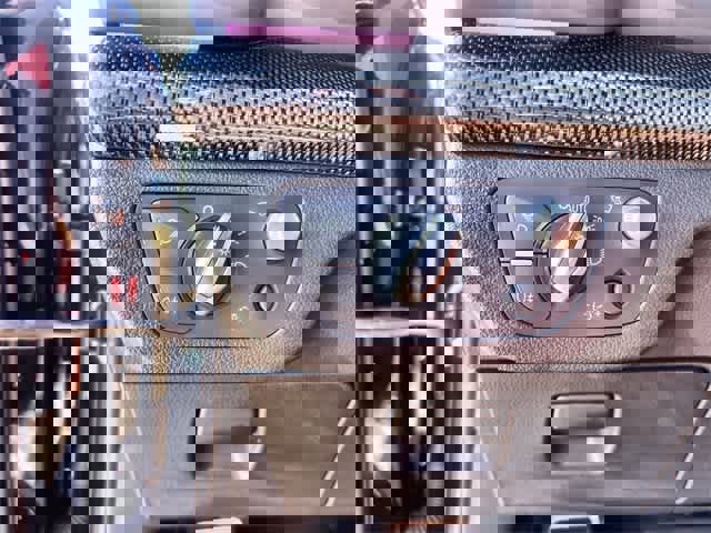 Used 2024 Audi SQ5 Prestige image 29