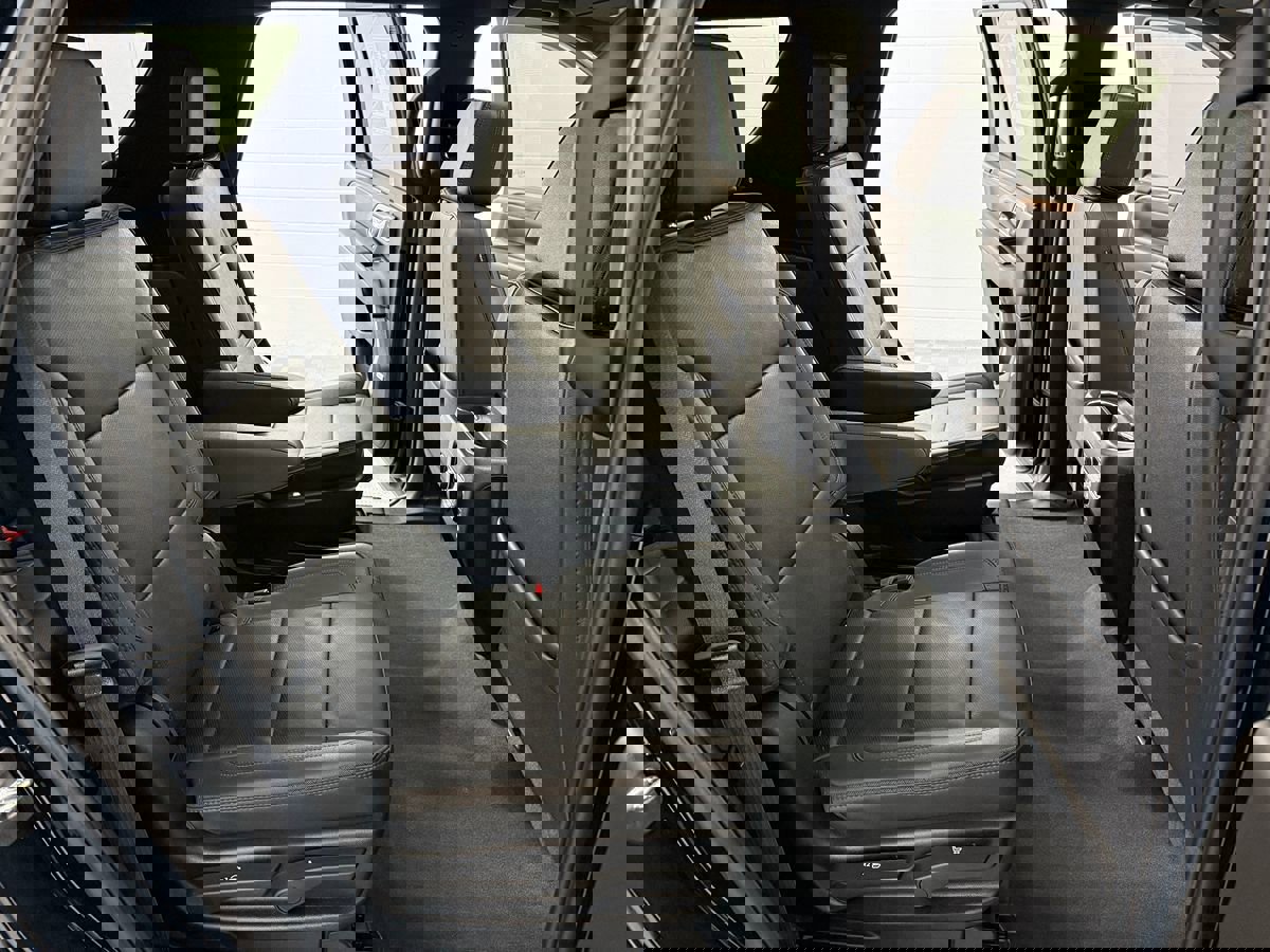 Used 2024 Chevrolet Tahoe High Country image 19